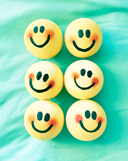 Artisan Kid's Bath Bomb:  Banana Scented, Happy Face