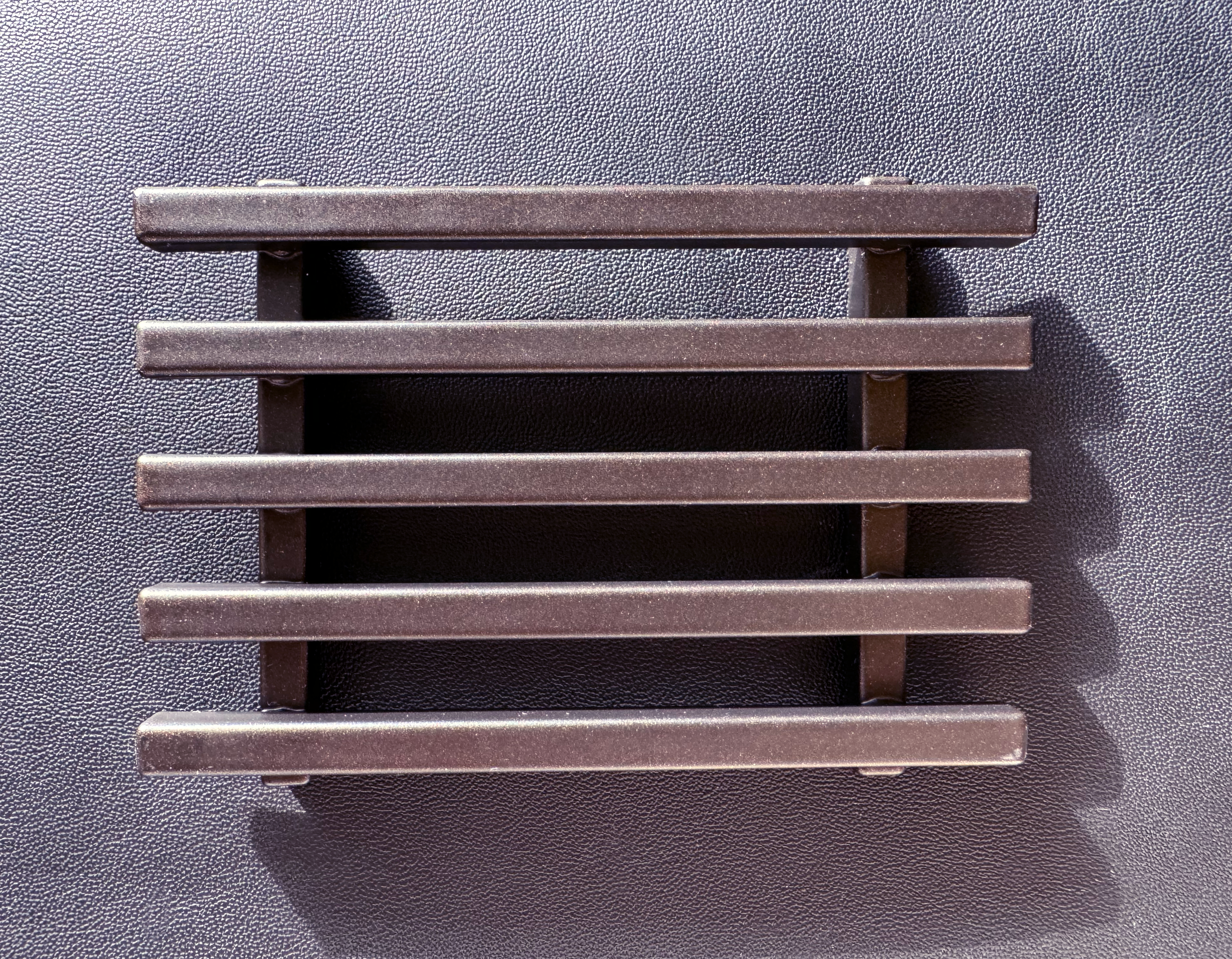 AO Accessory - Single Bar-Soap Holder, Metal (Dark Chocolate-Bronze)
