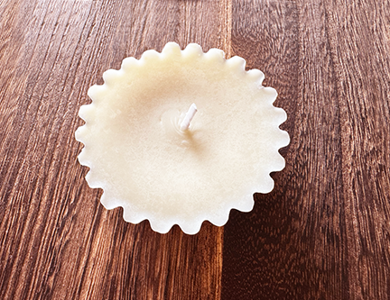 AO Floating Flower Candle - Bamboo Showers (Scent) / Natural Colour