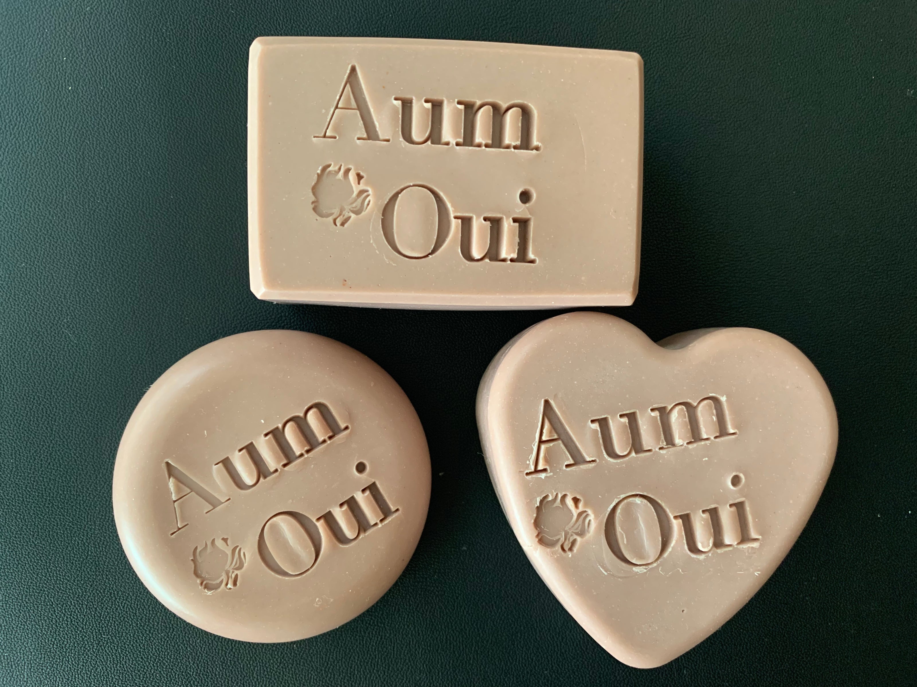 Artisan Soap Bar - Lavender & Red French Clay (Premium)