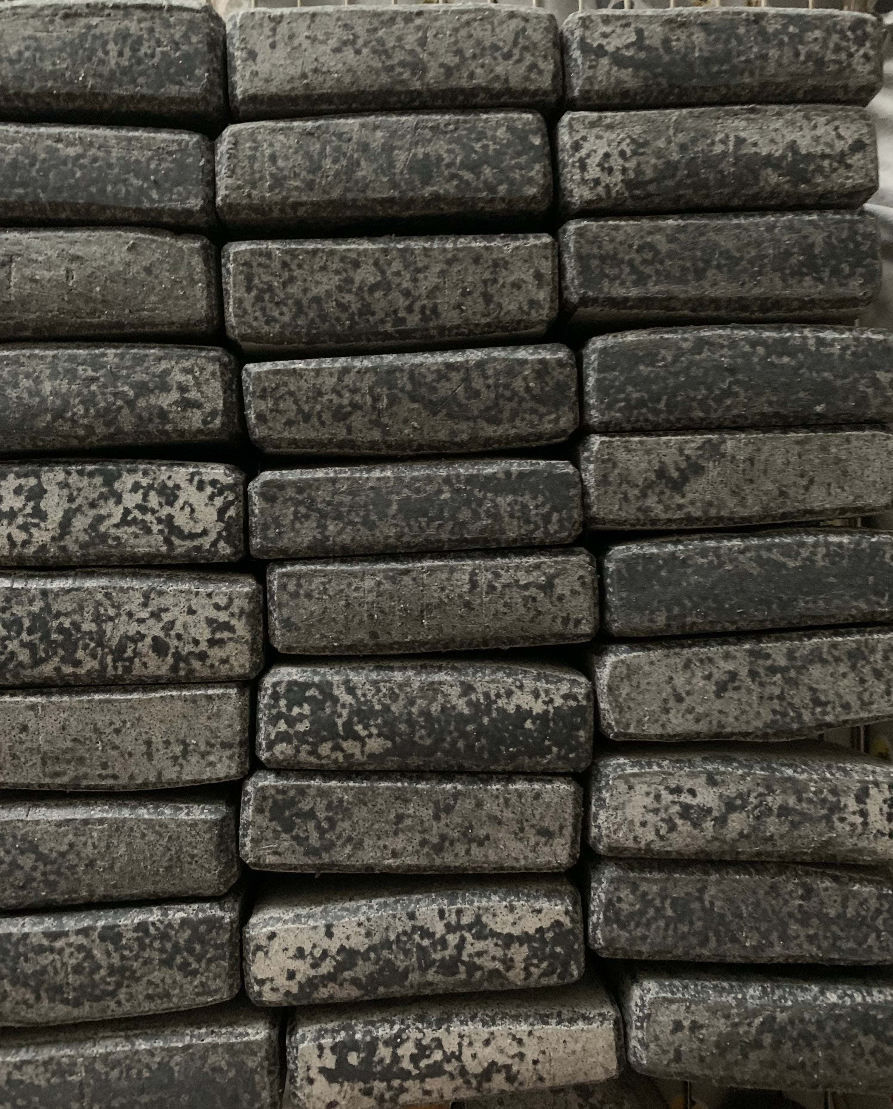 Artisan Soap Bar - Charcoal Sea Salt Bar (Basique), Masculine