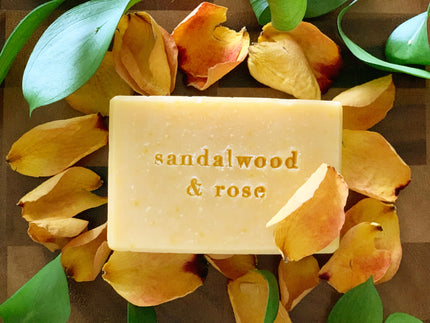 Artisan Soap Bar - Sandalwood & Rose (Basique)